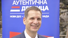 Desnica za smenu politike